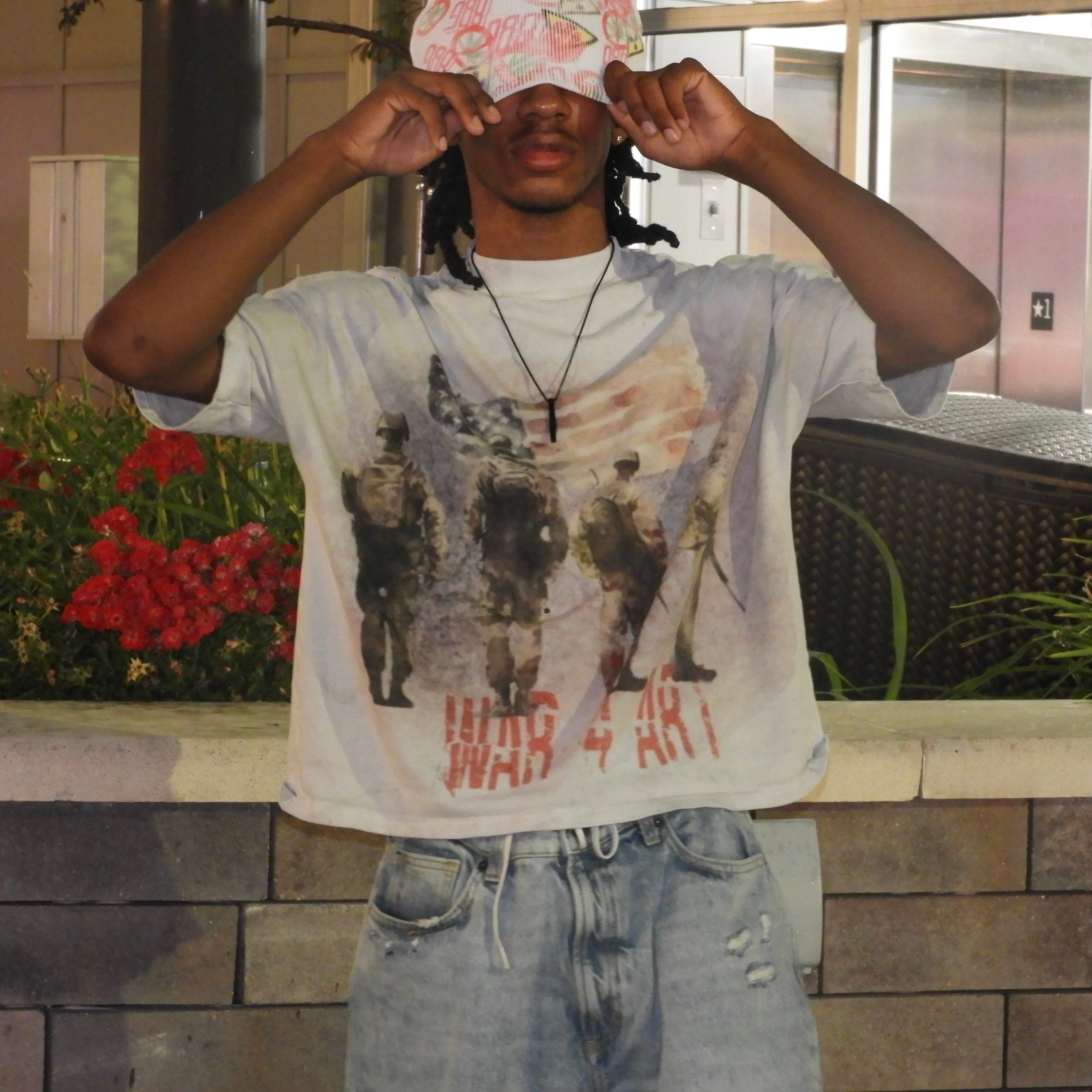 “War 4 Art” Tee